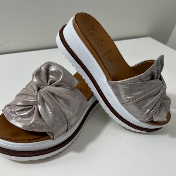 Platform Open Toe Slides - Picture 9 of 10